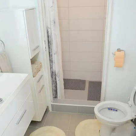 Apartman B *